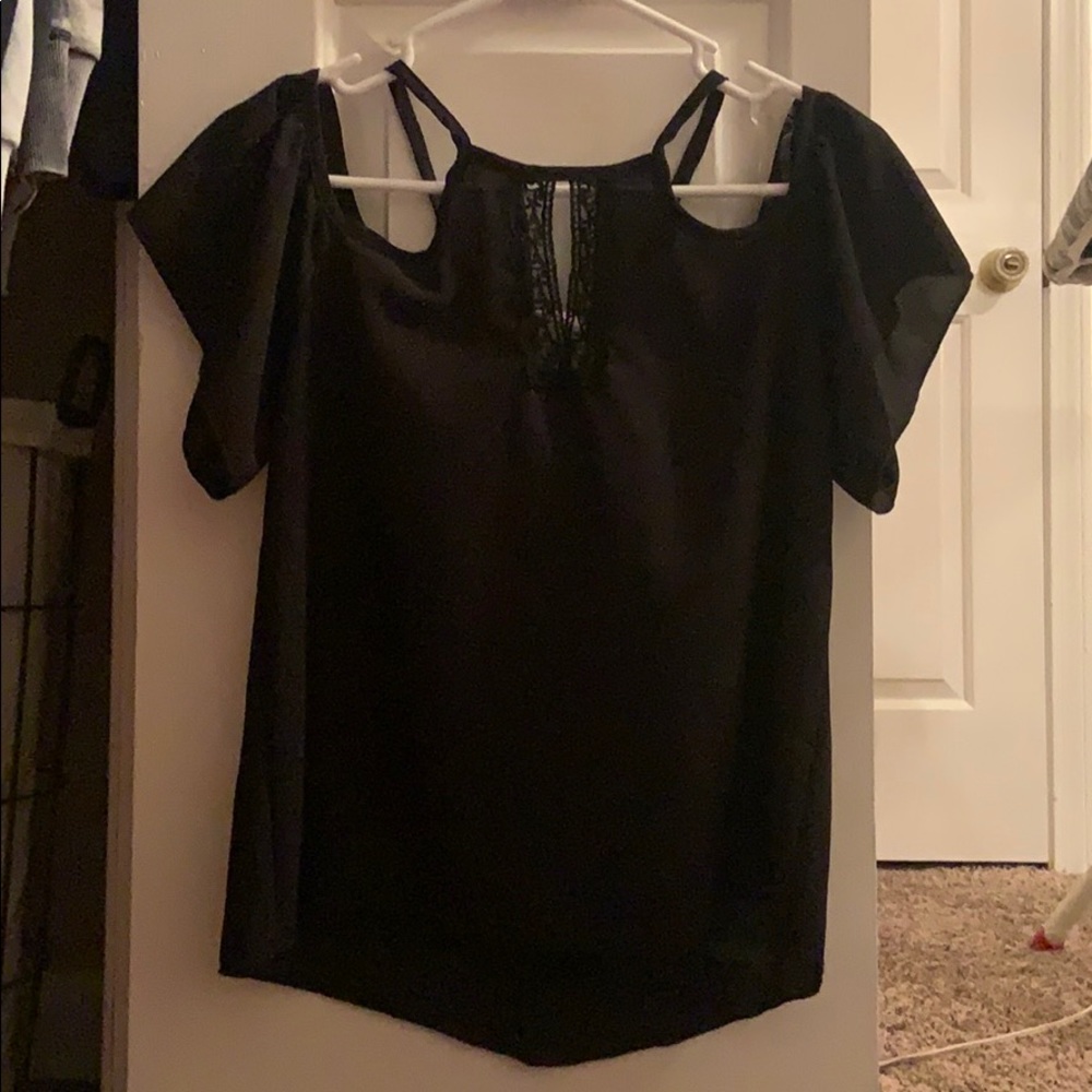 Black shirt